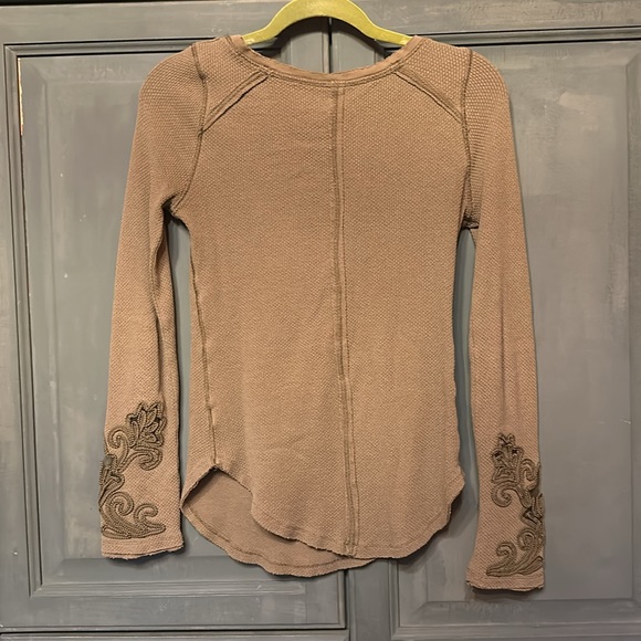 Free People Thermal Long-sleeve Shirt with Embellishments on the Sleeves *AS IS - Picture 6 of 6